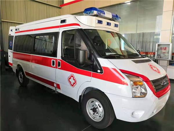 富裕县福特V362救护车